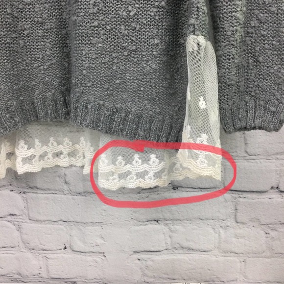 Monteau Los Angeles Grey Swiss Dot Lace Hem Boat Neck Pullover Sweater L - Picture 14 of 16